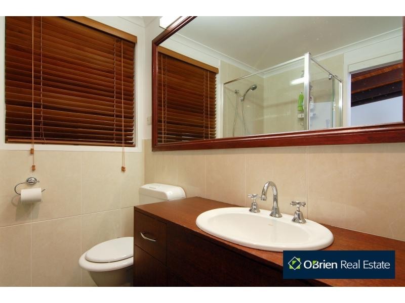 1 Ettrick Place, Berwick VIC 3806