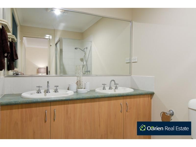 9 Spoonbill, Berwick VIC 3806