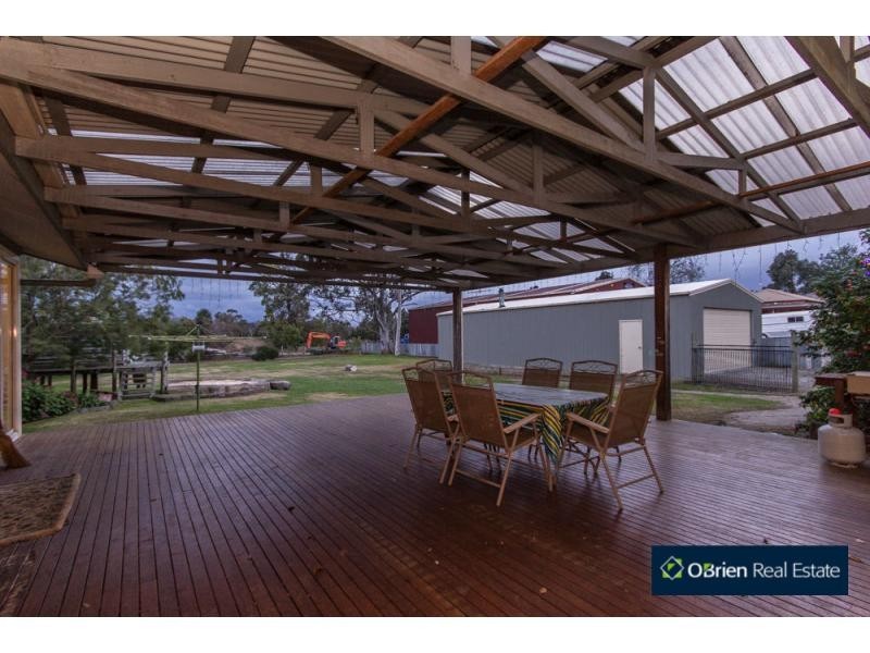 38 Worthing Road, Devon Meadows VIC 3977