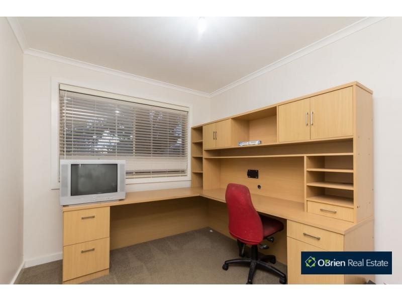 38 Worthing Road, Devon Meadows VIC 3977