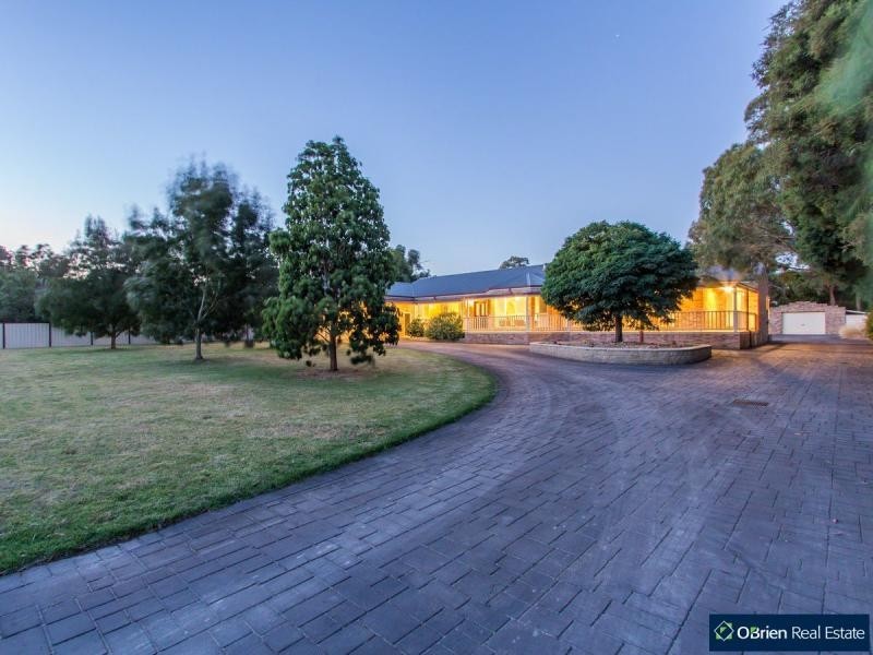 23 Facey Road, Devon Meadows VIC 3977