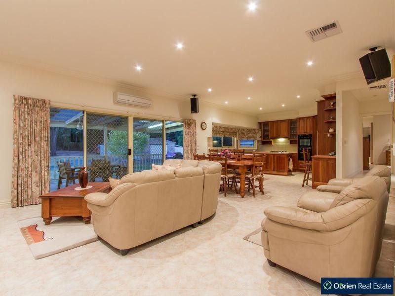 23 Facey Road, Devon Meadows VIC 3977