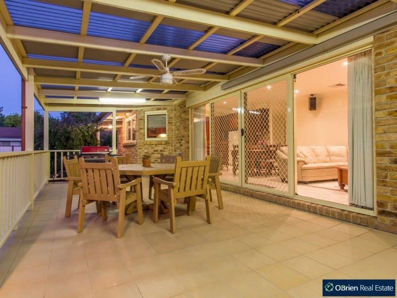 23 Facey Road, Devon Meadows VIC 3977