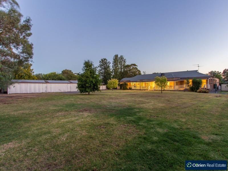 23 Facey Road, Devon Meadows VIC 3977