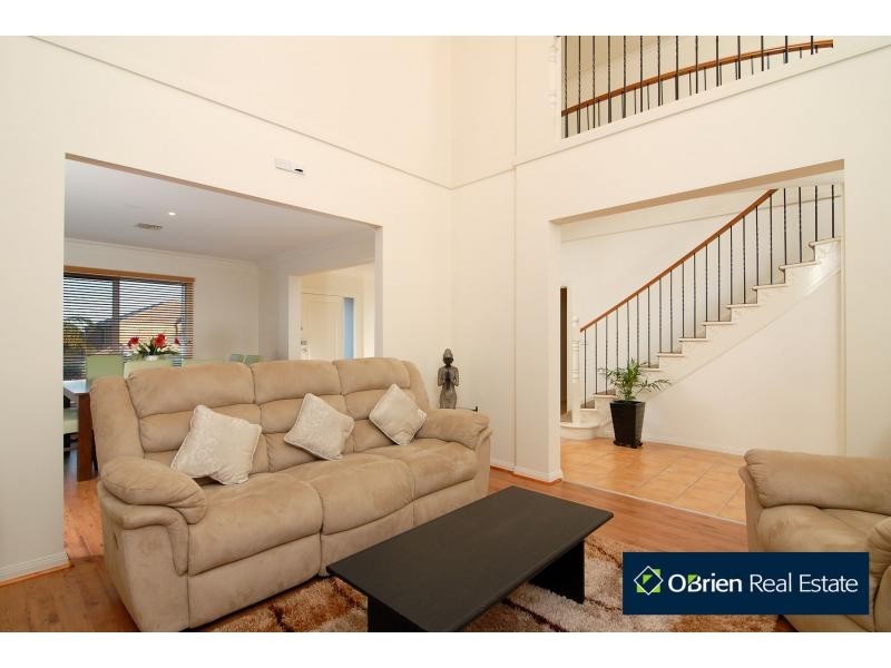 9 Mercy Court, Narre Warren South VIC 3805