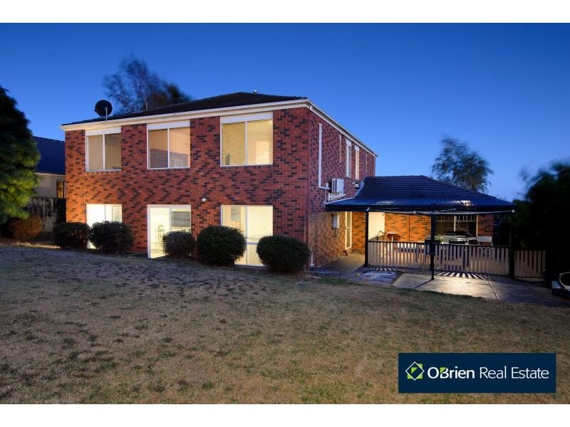 9 Mercy Court, Narre Warren South VIC 3805