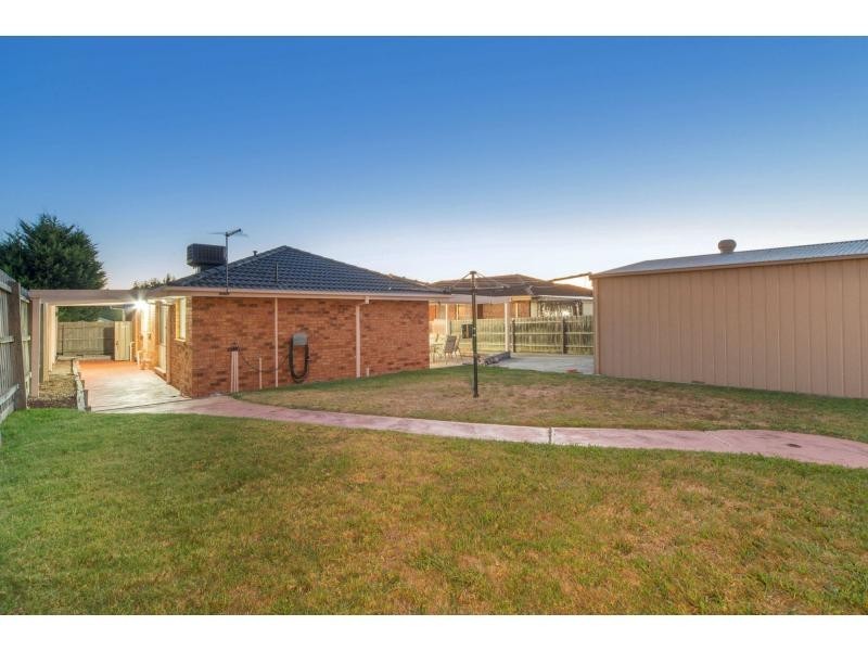 34 Pentland Drive, Narre Warren VIC 3805
