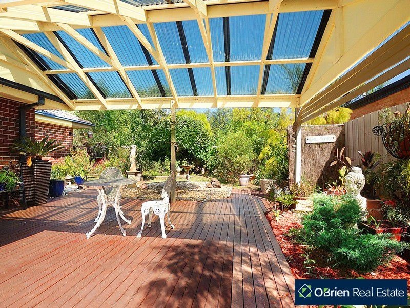 11 Parkstone Vista, Cranbourne VIC 3977