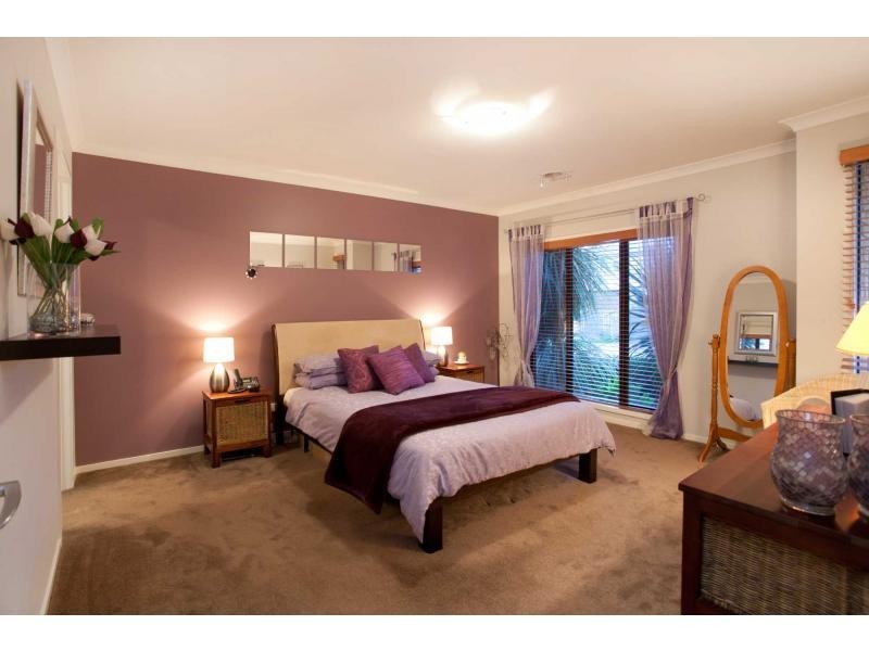 4 Isobel Parade, Beaconsfield VIC 3807