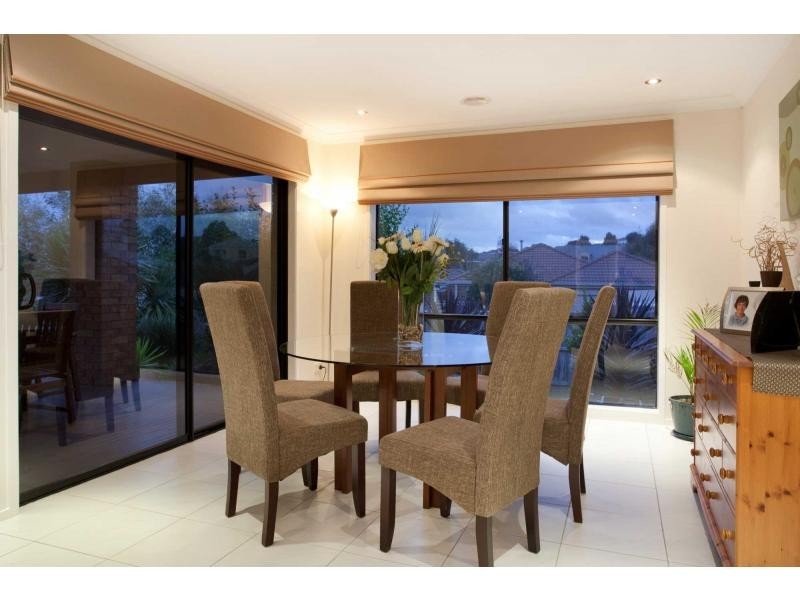 4 Isobel Parade, Beaconsfield VIC 3807