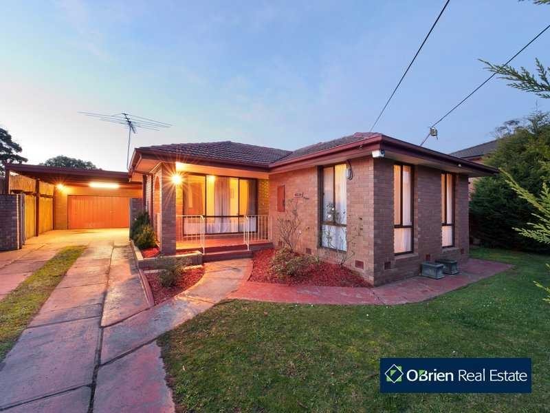 1 Carole Court, Cranbourne VIC 3977