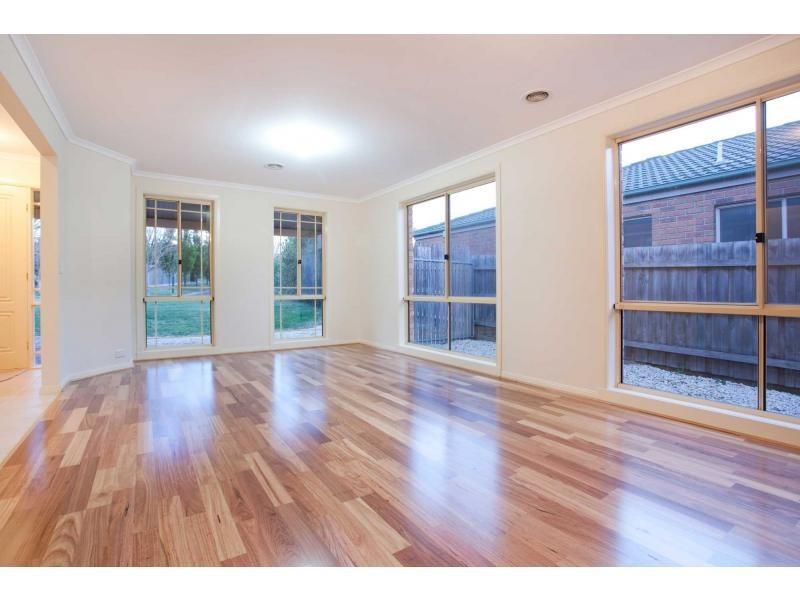 43 Albrecht Avenue, Berwick VIC 3806