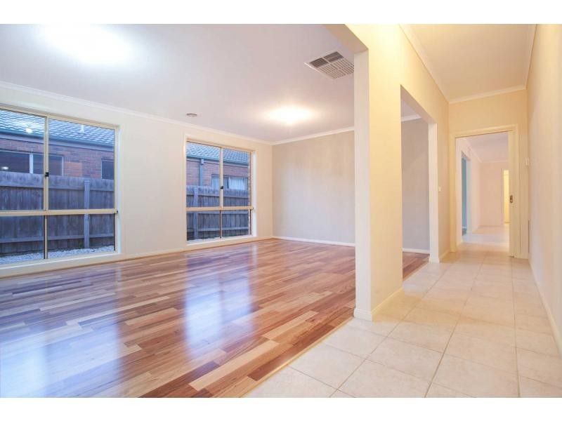 43 Albrecht Avenue, Berwick VIC 3806