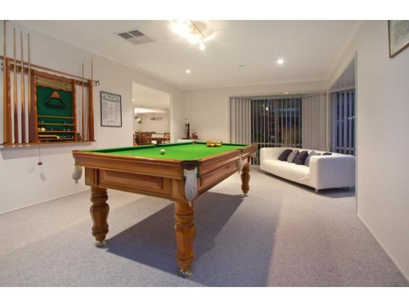 12 Stephanie Close, Berwick VIC 3806