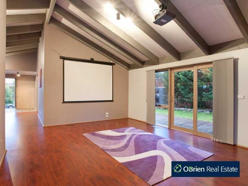 9 Laurus Court, Narre Warren VIC 3805