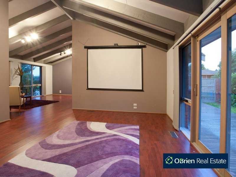 9 Laurus Court, Narre Warren VIC 3805