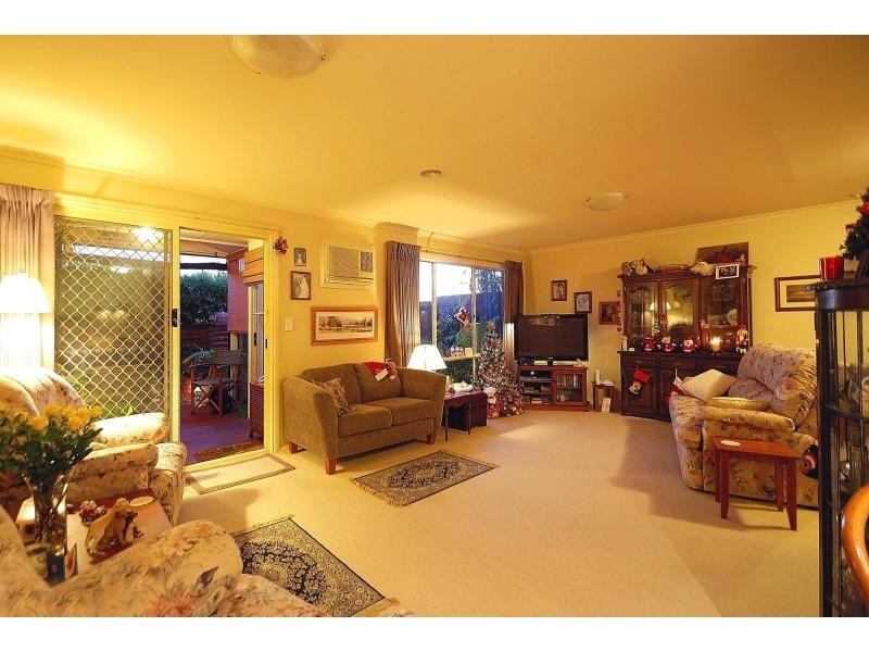 42/5-17 William Road, Berwick VIC 3806