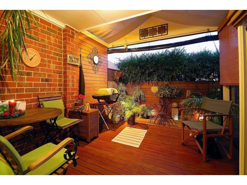 42/5-17 William Road, Berwick VIC 3806