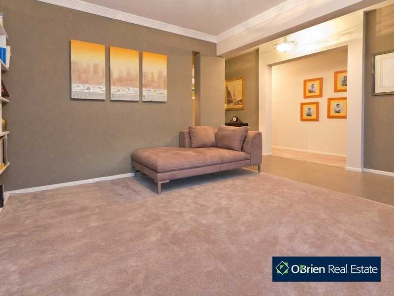 5 Belmont Road, Berwick VIC 3806