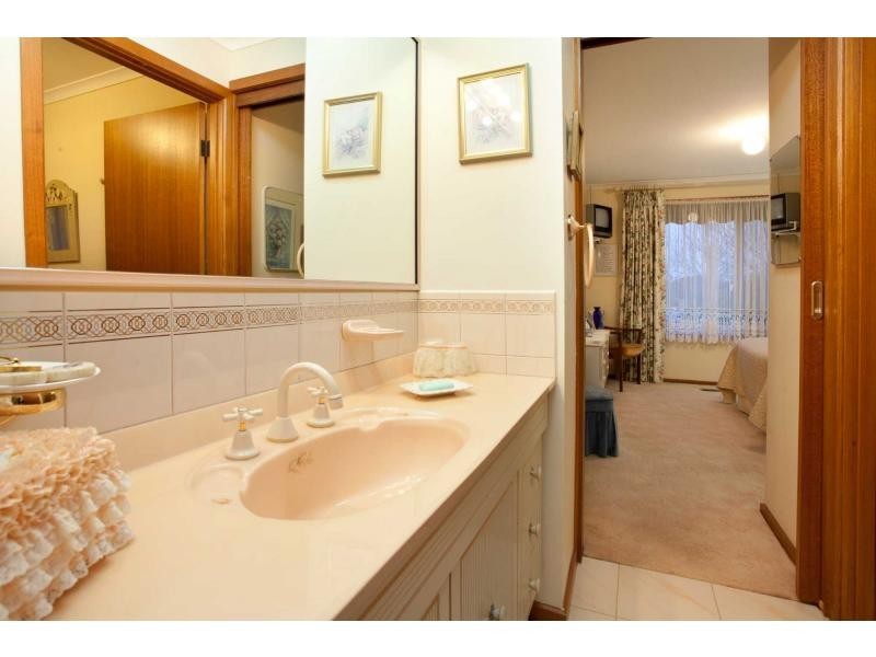 2 Selwood Court, Berwick VIC 3806