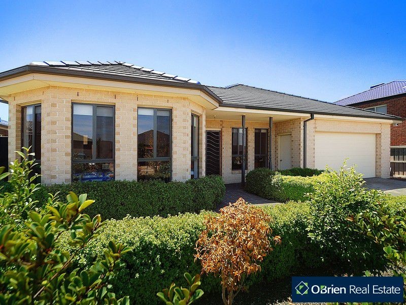 6 Castawellan Street, Lyndhurst VIC 3975