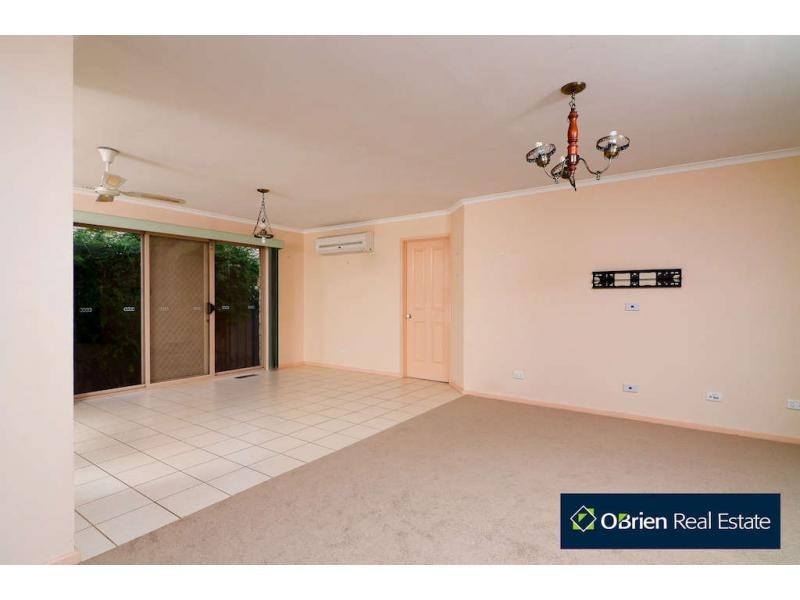 1 Lyndal Court, Berwick VIC 3806