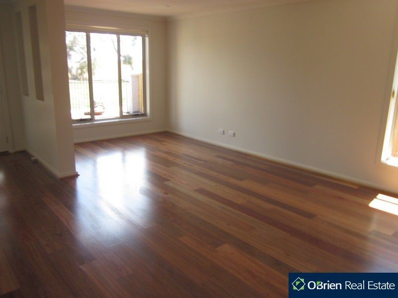 7 Fantail Lane, Pakenham VIC 3810