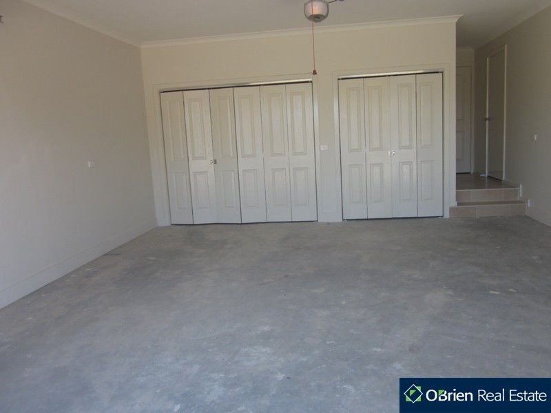 7 Fantail Lane, Pakenham VIC 3810