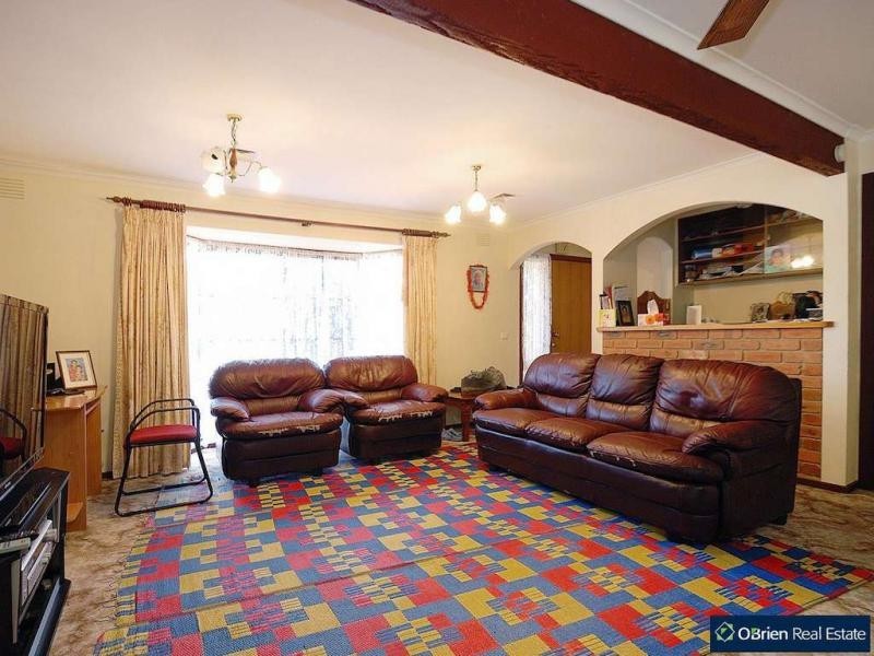 199 Sladen Street, Cranbourne VIC 3977