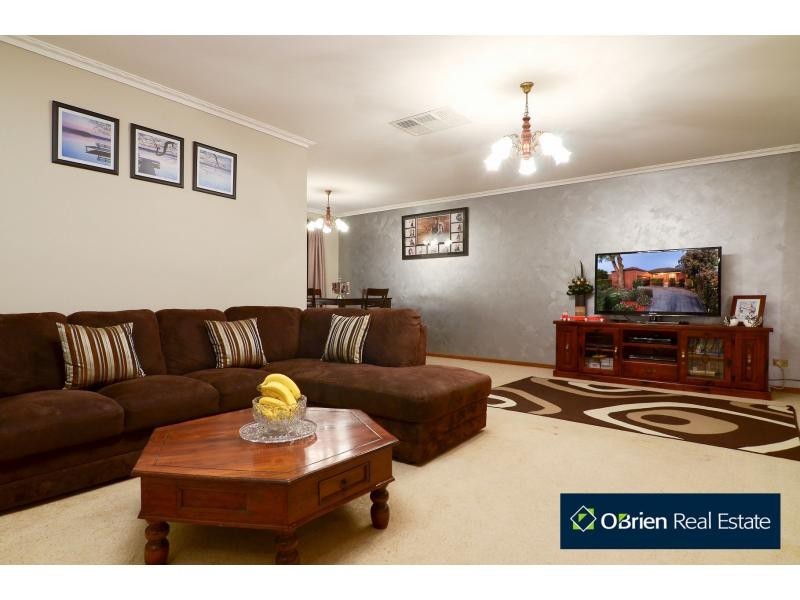 6 Callistemon Crescent, Narre Warren VIC 3805