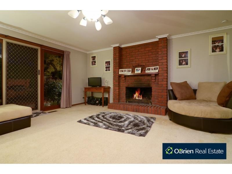 6 Callistemon Crescent, Narre Warren VIC 3805
