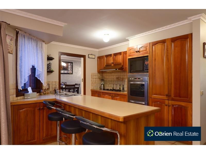 6 Callistemon Crescent, Narre Warren VIC 3805