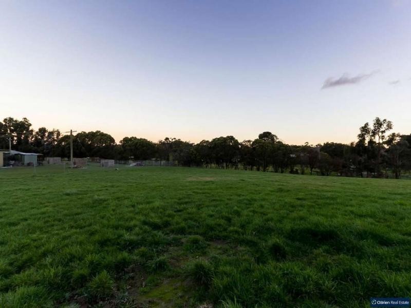 206 Pearcedale Road, Cranbourne South VIC 3977