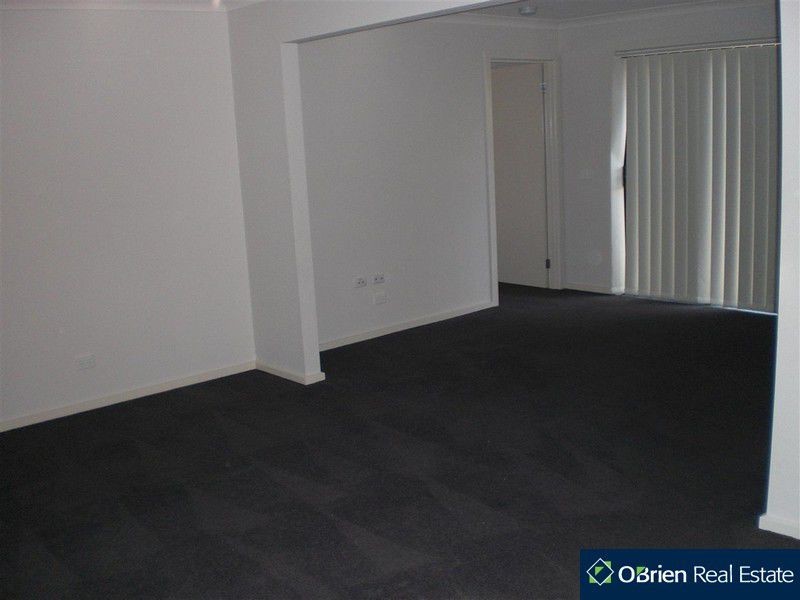 2/23 Bride, Hampton Park VIC 3976