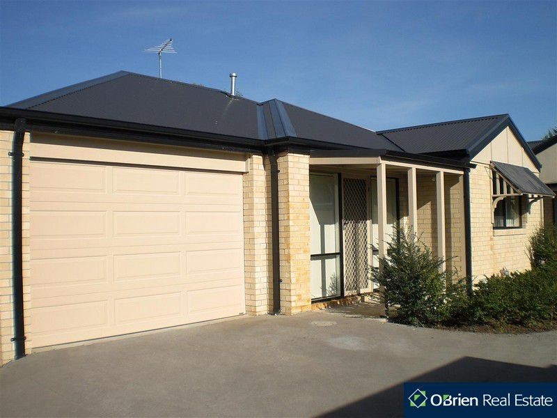 2/23 Bride, Hampton Park VIC 3976