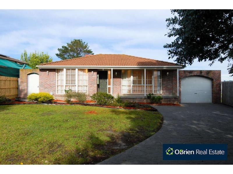 8 St Johns Court, Narre Warren VIC 3805