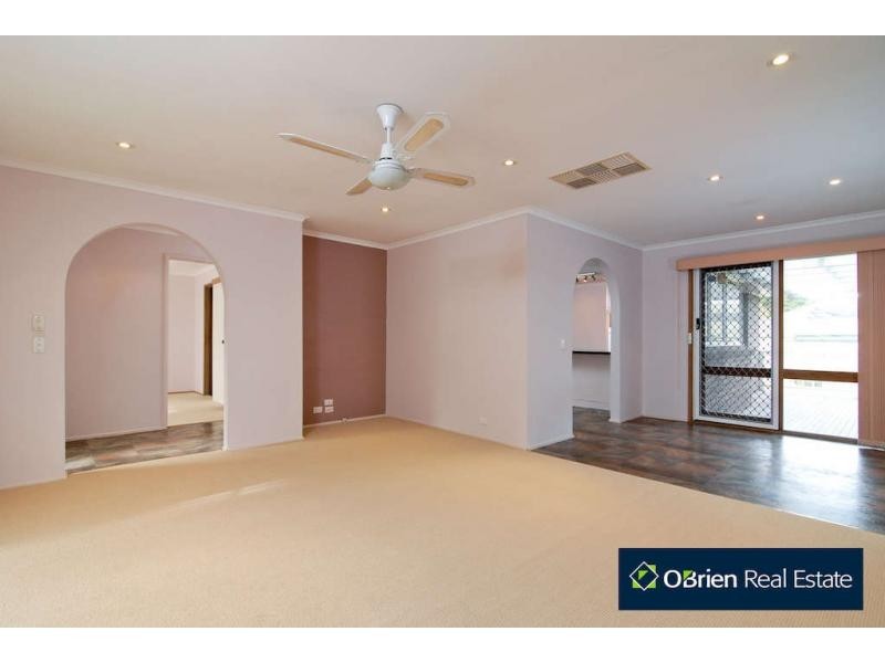 8 St Johns Court, Narre Warren VIC 3805