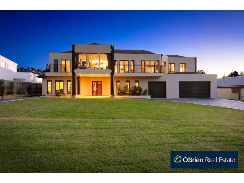 25 Aranmore Crescent, Narre Warren North VIC 3804
