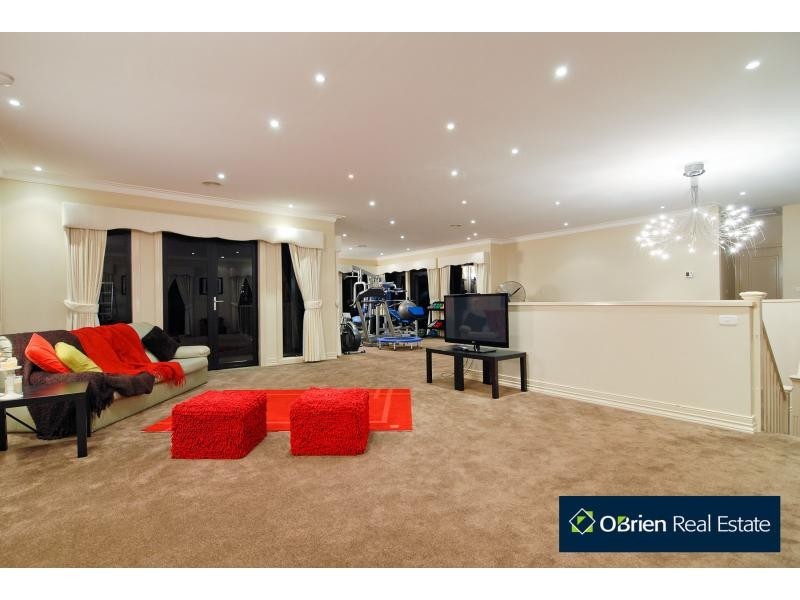 25 Aranmore Crescent, Narre Warren North VIC 3804