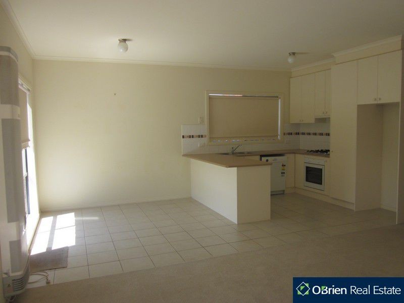 52 Springhill Drive, Cranbourne VIC 3977