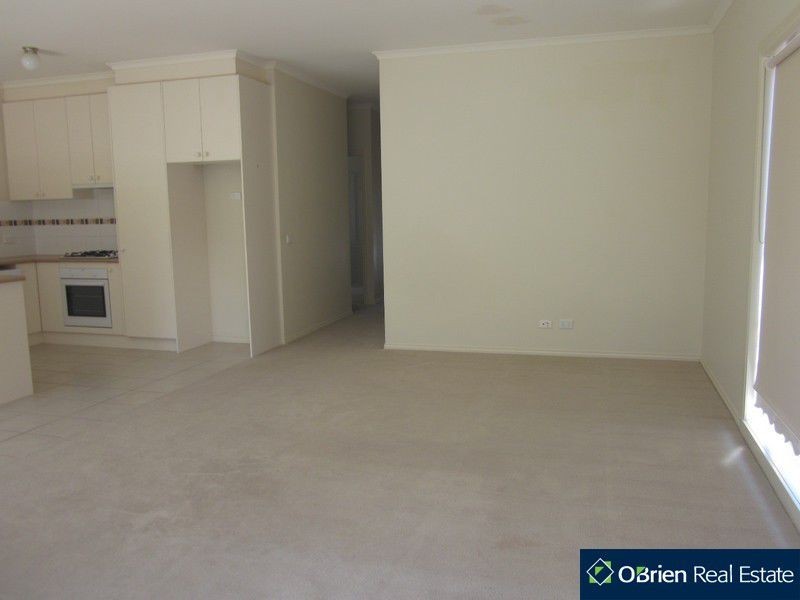 52 Springhill Drive, Cranbourne VIC 3977