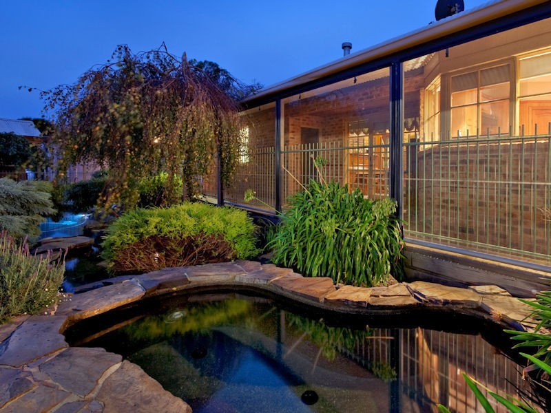 195 Huxtable Road, Pakenham Upper VIC 3810