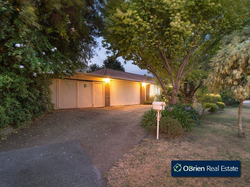 3 Yaltara Close, Cranbourne West VIC 3977