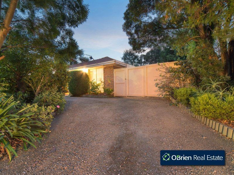 3 Yaltara Close, Cranbourne West VIC 3977