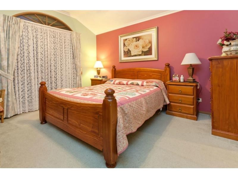 140 Telford Drive, Berwick VIC 3806