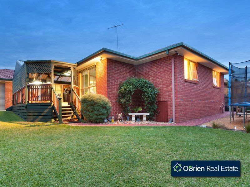 140 Telford Drive, Berwick VIC 3806