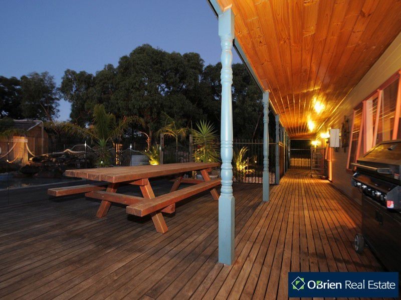 875 North Road, Cranbourne South VIC 3977