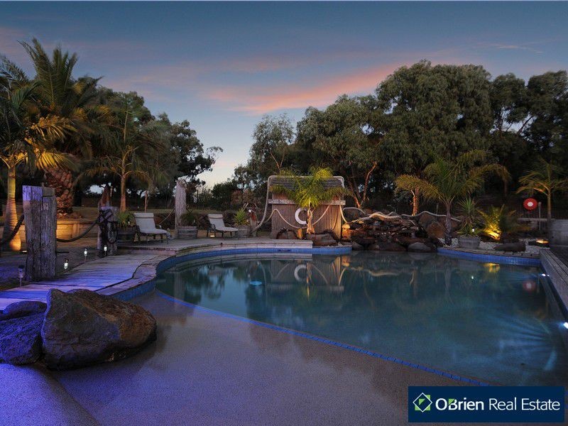 875 North Road, Cranbourne South VIC 3977