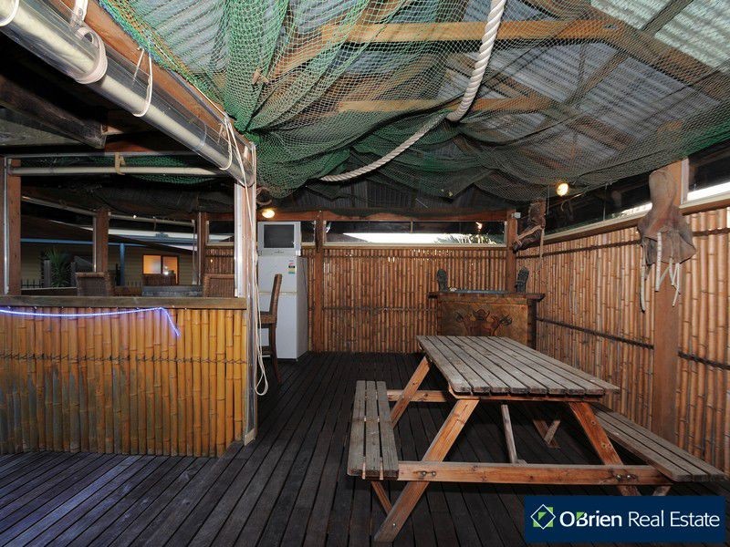 875 North Road, Cranbourne South VIC 3977