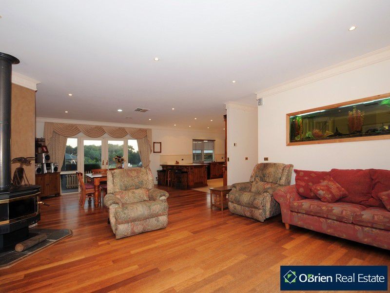 875 North Road, Cranbourne South VIC 3977